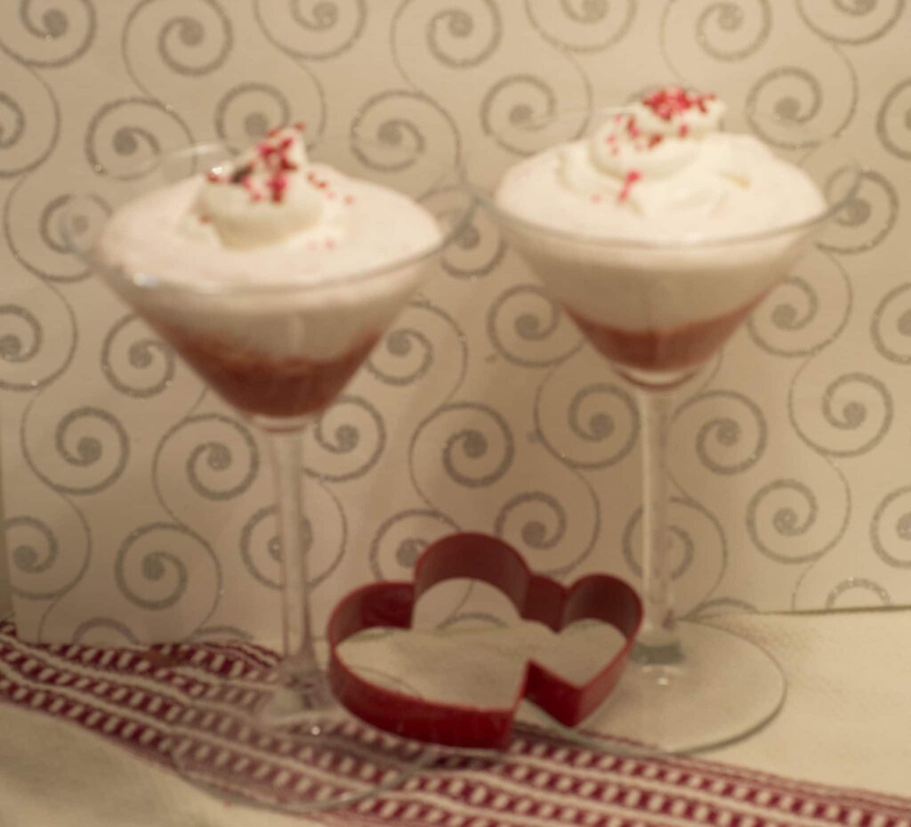 Strawberry Mousse Dessert, Creamy Strawberry Mousse Dessert