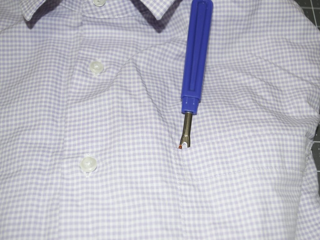 Remove Pocket Carefully Remove any Pockets, Make an apron from a man's shirt