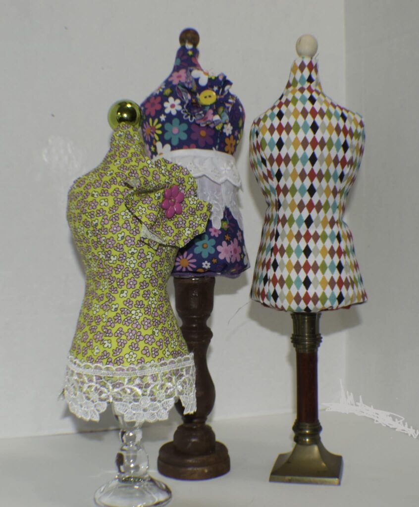 DIY Mannequin Pin Cushion