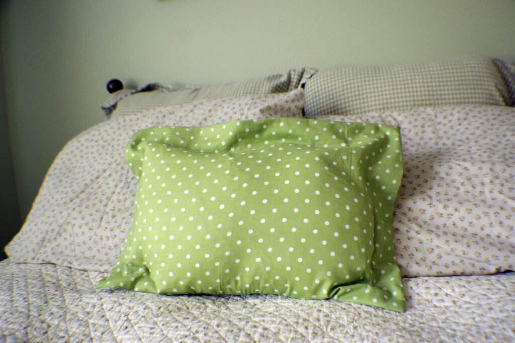 Zippered Flanged Pillow Make a zippered flagned pillow