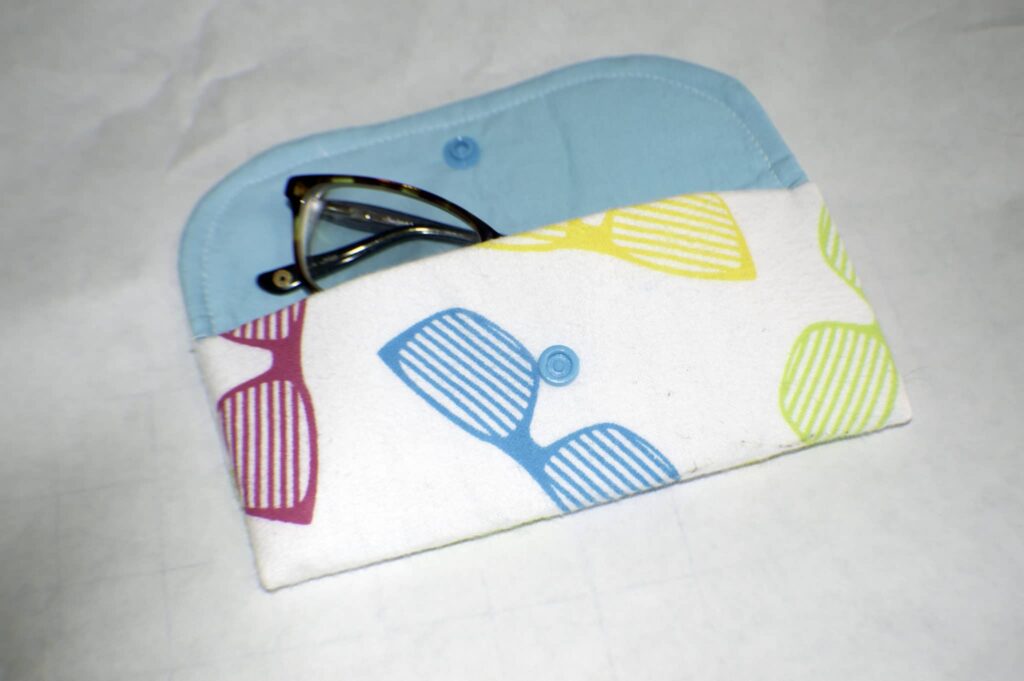 Easy DIY Glasses Case