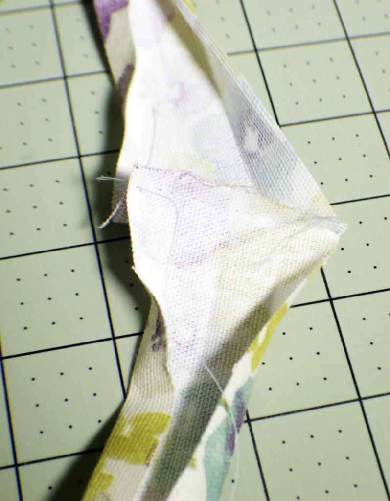 Easy sew DIY clutch wristlet