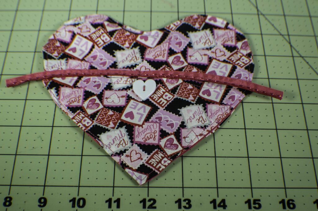 How to make a heart envelope bag