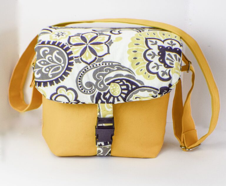Make a padded dslr Camera Bag