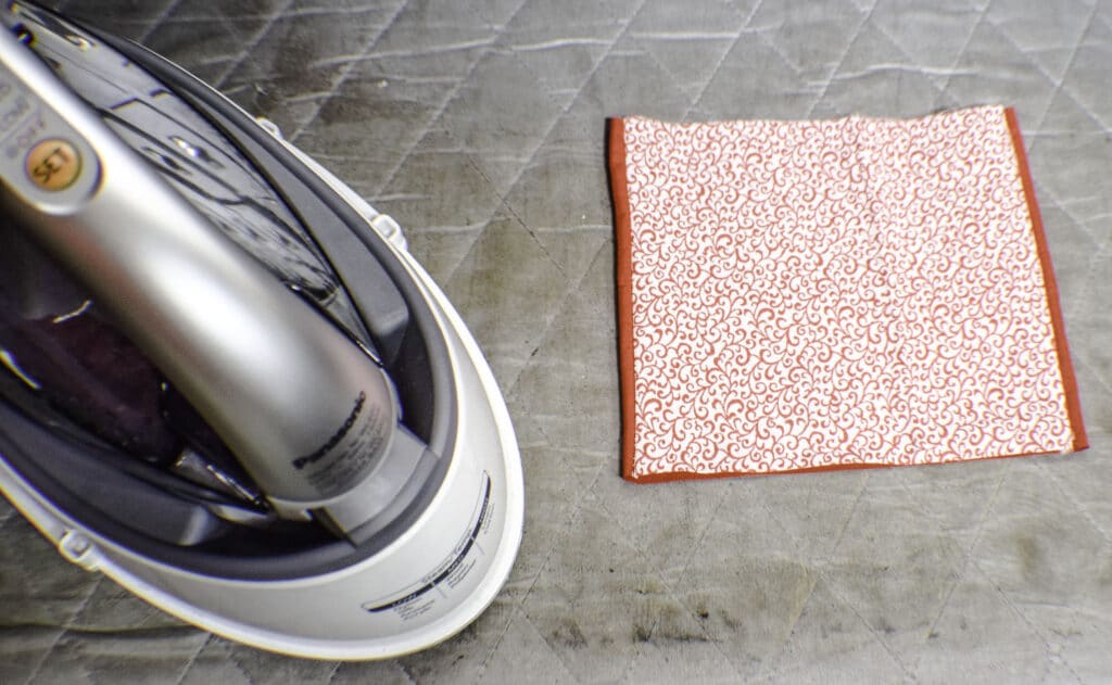Make a pocket tissue holder