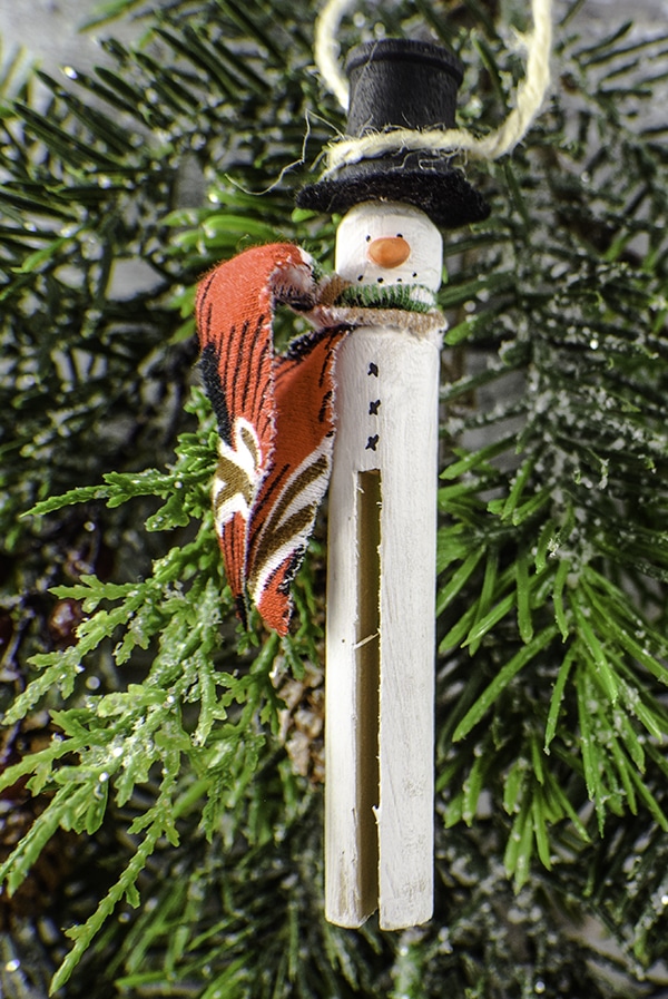 How to make clothespin christmas ornaments