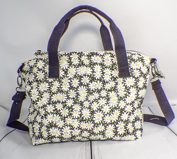How to Make a Simple Zipper Tote Bag