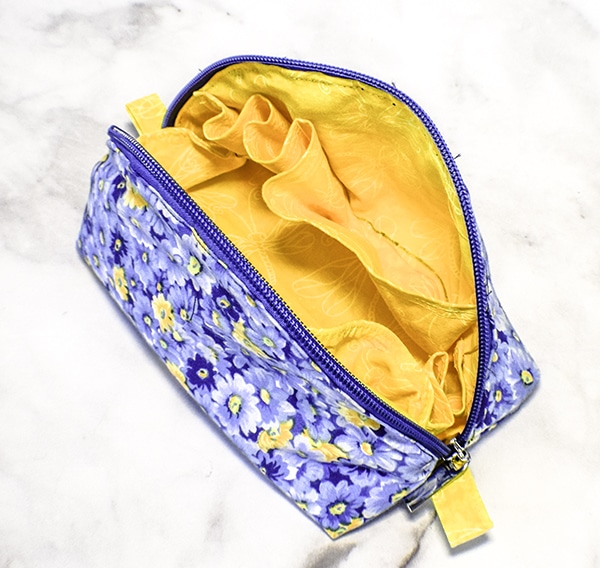 How to sew a makeup bag