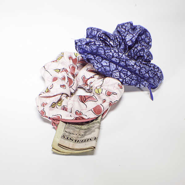 How to Make a Zipper Scrunchie
